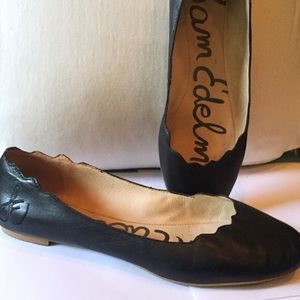 Sam Edelman size 6 black flats euc